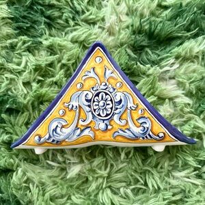 Vintage painted napkin holder